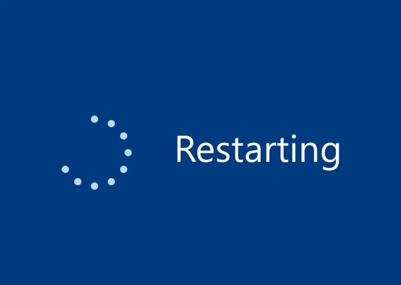 Khởi động lại máy để hoàn tất quá trình cập nhật