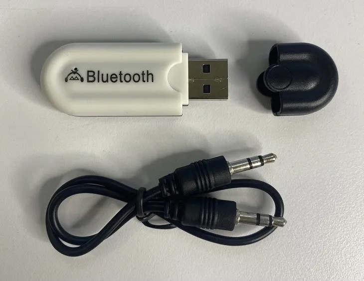 USB Bluetooth adapter nhỏ gọn cắm vào cổng USB máy tính