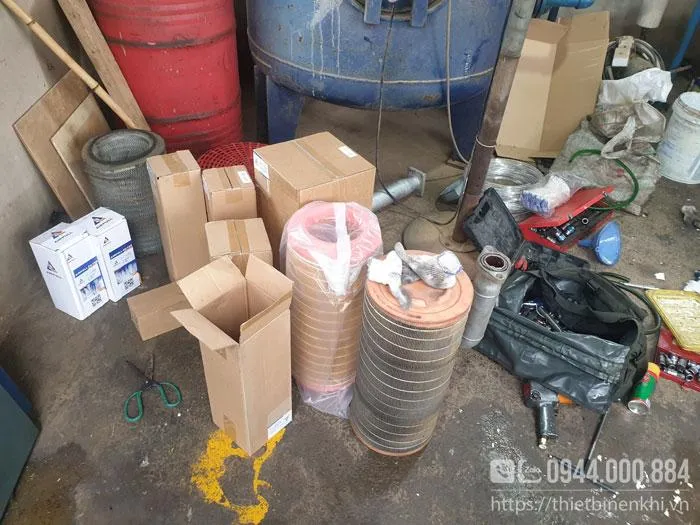 Vật tư cần chuẩn bị trong quy trình bảo dưỡng máy nén khí trục vít