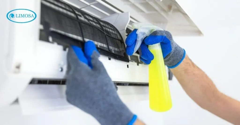 vệ sinh máy lạnh reetech định kỳ để tối ưu chế độ ngủ