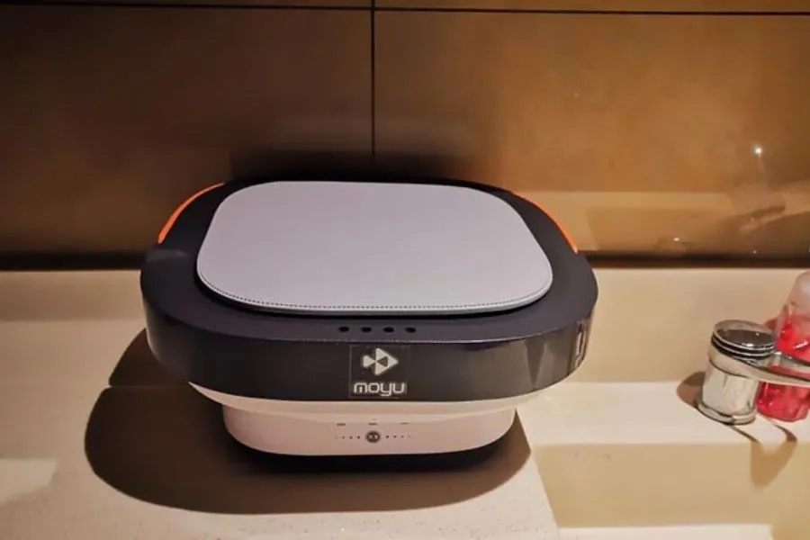 Vệ sinh máy giặt mini gấp gọn thường xuyên