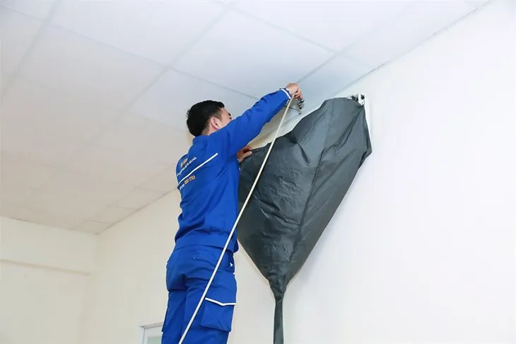 Lợi ích của việc vệ sinh máy lạnh Daikin định kỳ để duy trì hiệu suất và tuổi thọ máy