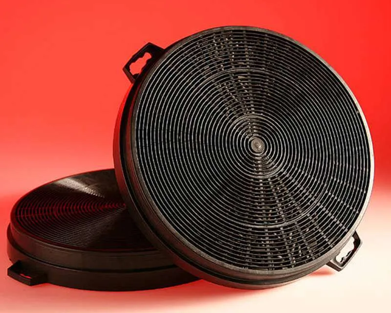 Cấu tạo vỉ lọc than hoạt tính dạng nhựa cứng phổ biến trong máy hút mùi