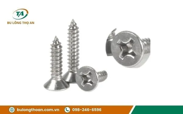 Vít gỗ lục giác chìm thép cacbon là loại vít được chế tạo từ thép cacbon cường độ cao.