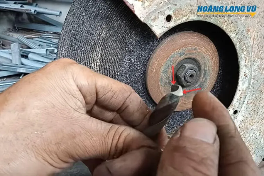 Xác định góc mài mũi khoan