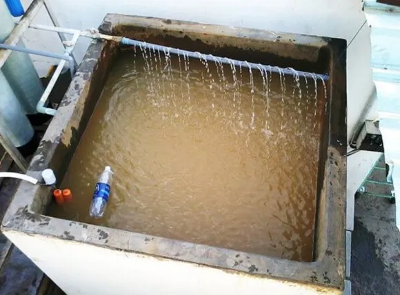 Mô hình bể lọc tự chế để xử lý nước giếng khoan, một cách lọc nước giếng khoan nuôi cá tiết kiệm