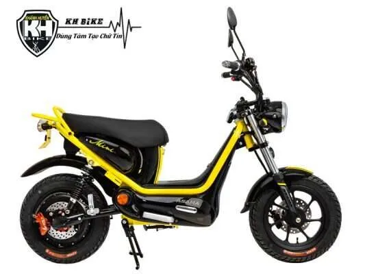 Vị trí lắp đặt bộ pin và hệ thống sạc cho xe máy mini, một phần thiết yếu trong cách chế xe máy mini an toàn.